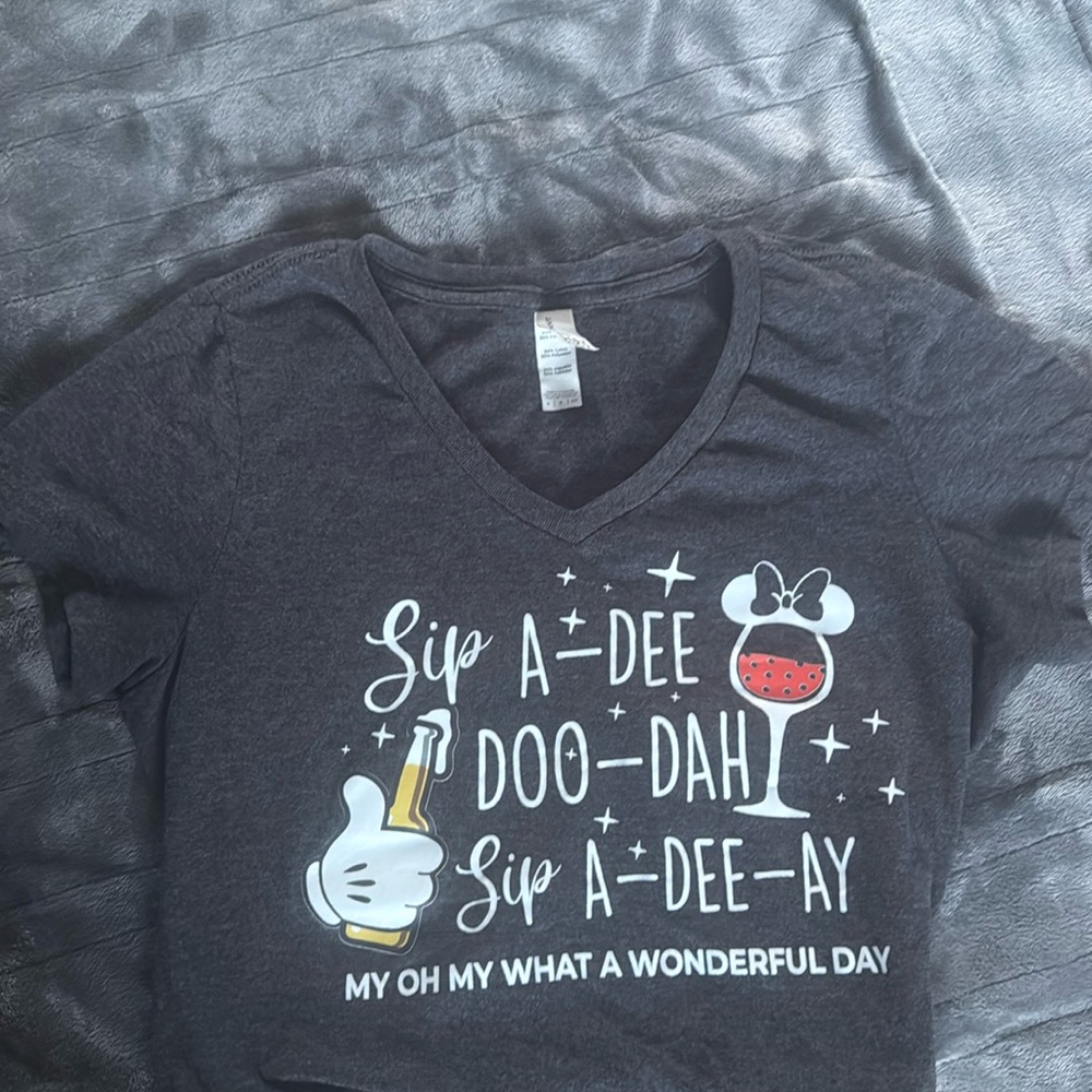 Novelty Tee - Sip a Dee - Doo Dah
